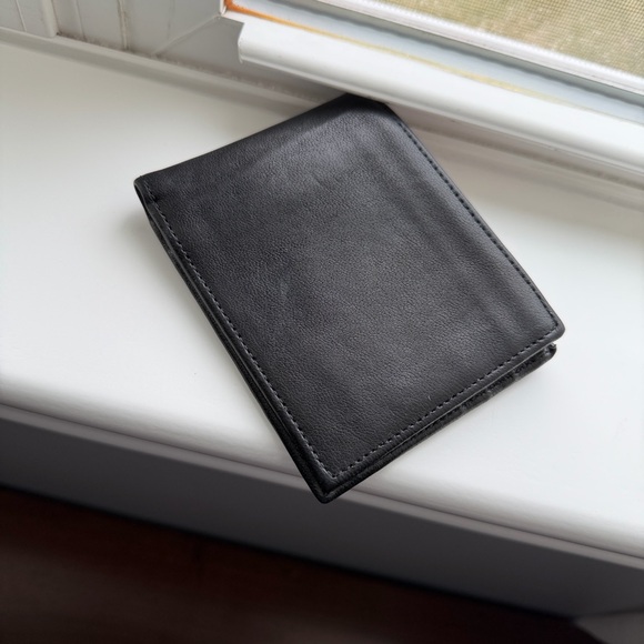 Etro Black and Red Men Wallet - Picture 8 of 8